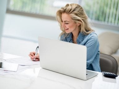 Machen Sie Ihre Weiterbildung bei der TÜV Rheinland Akademie