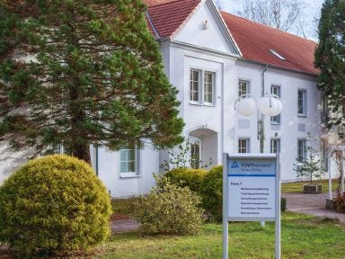 Trainingscentereingang vom Standort Lauchhammer