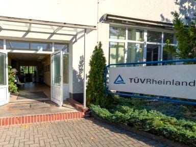 Trainingscentereingang vom Standort Senftenberg