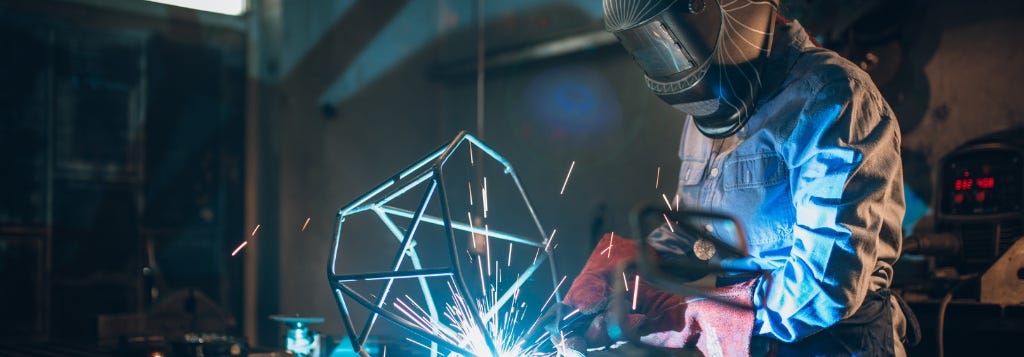Schweißerausbildung bei der TÜV Rheinland Akademie.