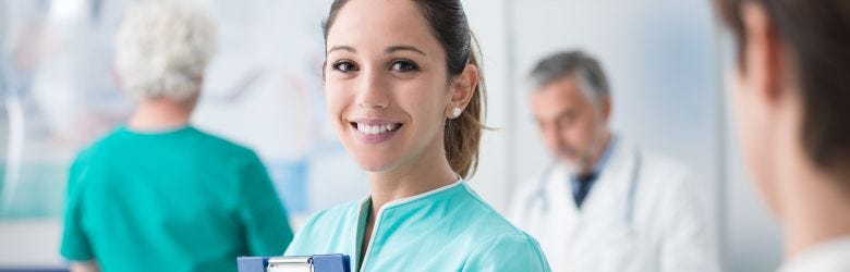 Betreuungskraft macht eine Fortbildung