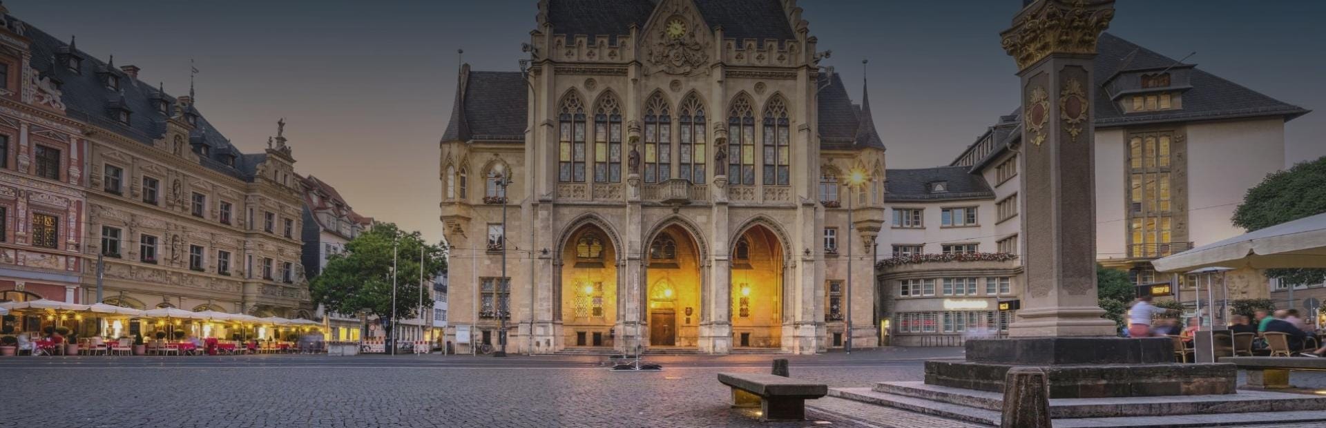 Historischer Stadtkern mit Blick auf das Erfurter Rathaus